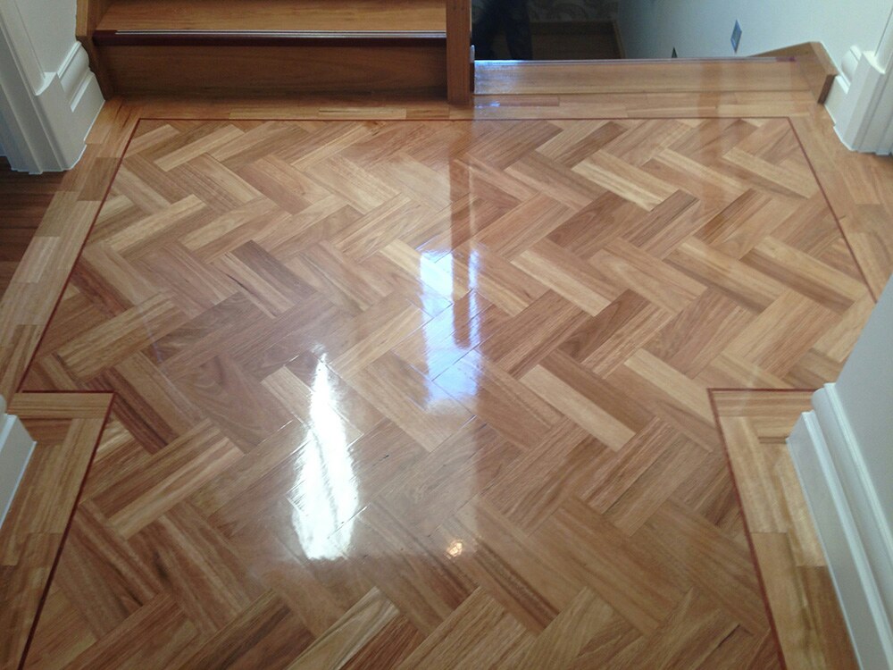 dt_timber_floor_30_hall_way